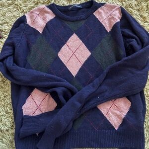 Brandy Melville patterned sweater #brandymelville #brandymelvillesweater